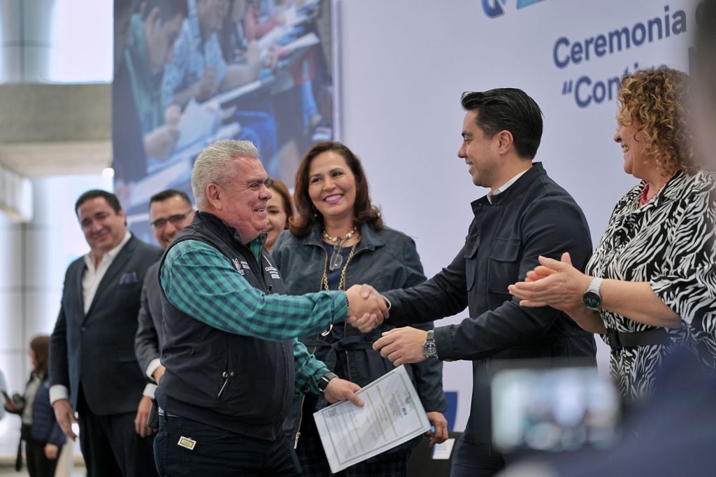 Imagen de Vamos juntos por un Querétaro donde nadie se quede atrás: Felifer Macías 18