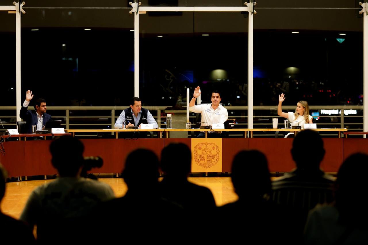 IMG-20250423-WA0009 Imagen de Ayuntamiento de Querétaro aprueba reestructuración de dependencias municipales para mejorar la atención ciudadana 1