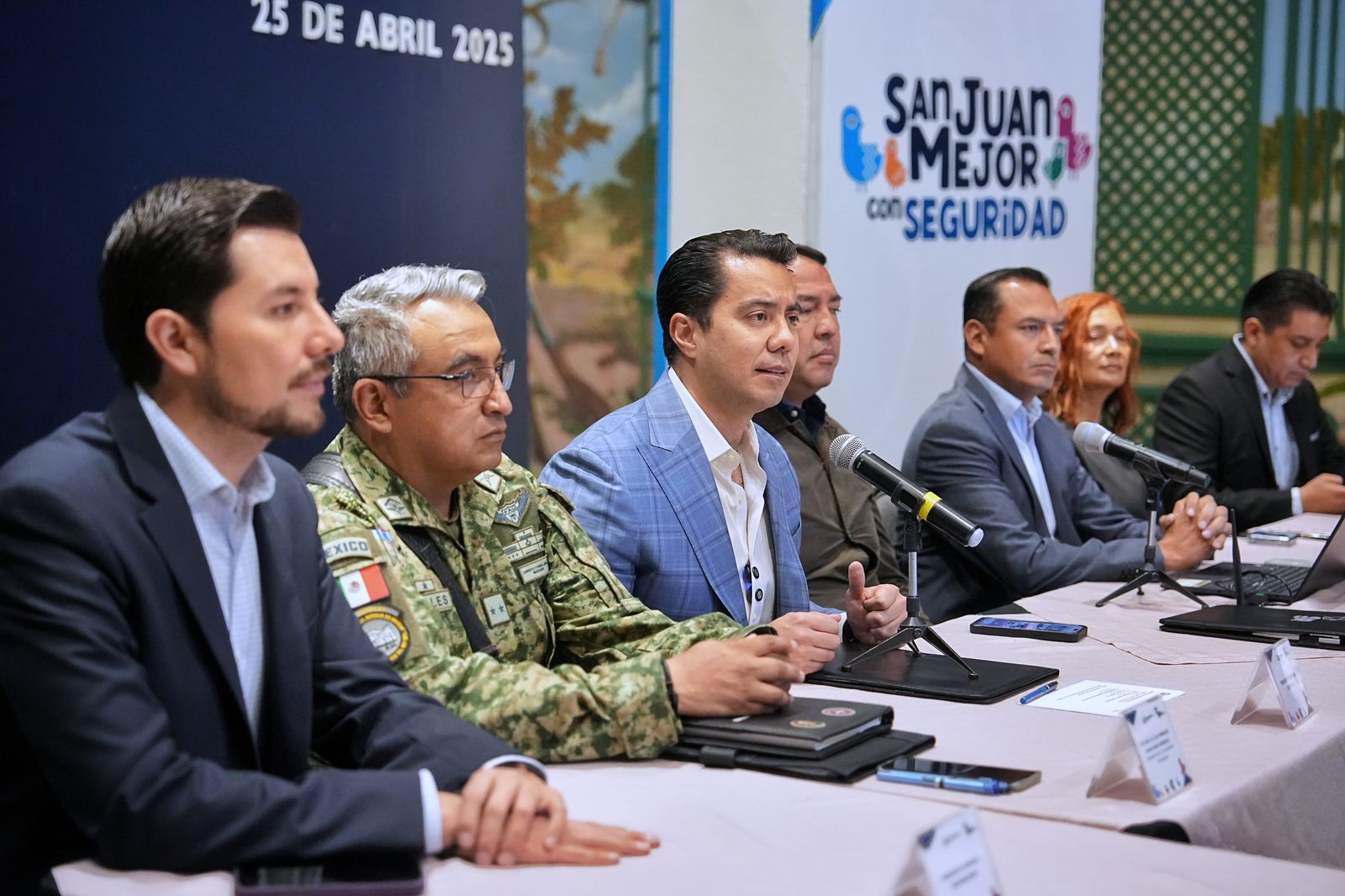 IMG-20250430-WA0029 Imagen de Impulsa Felifer Macías estrategia regional de seguridad con Cuelgapp 2