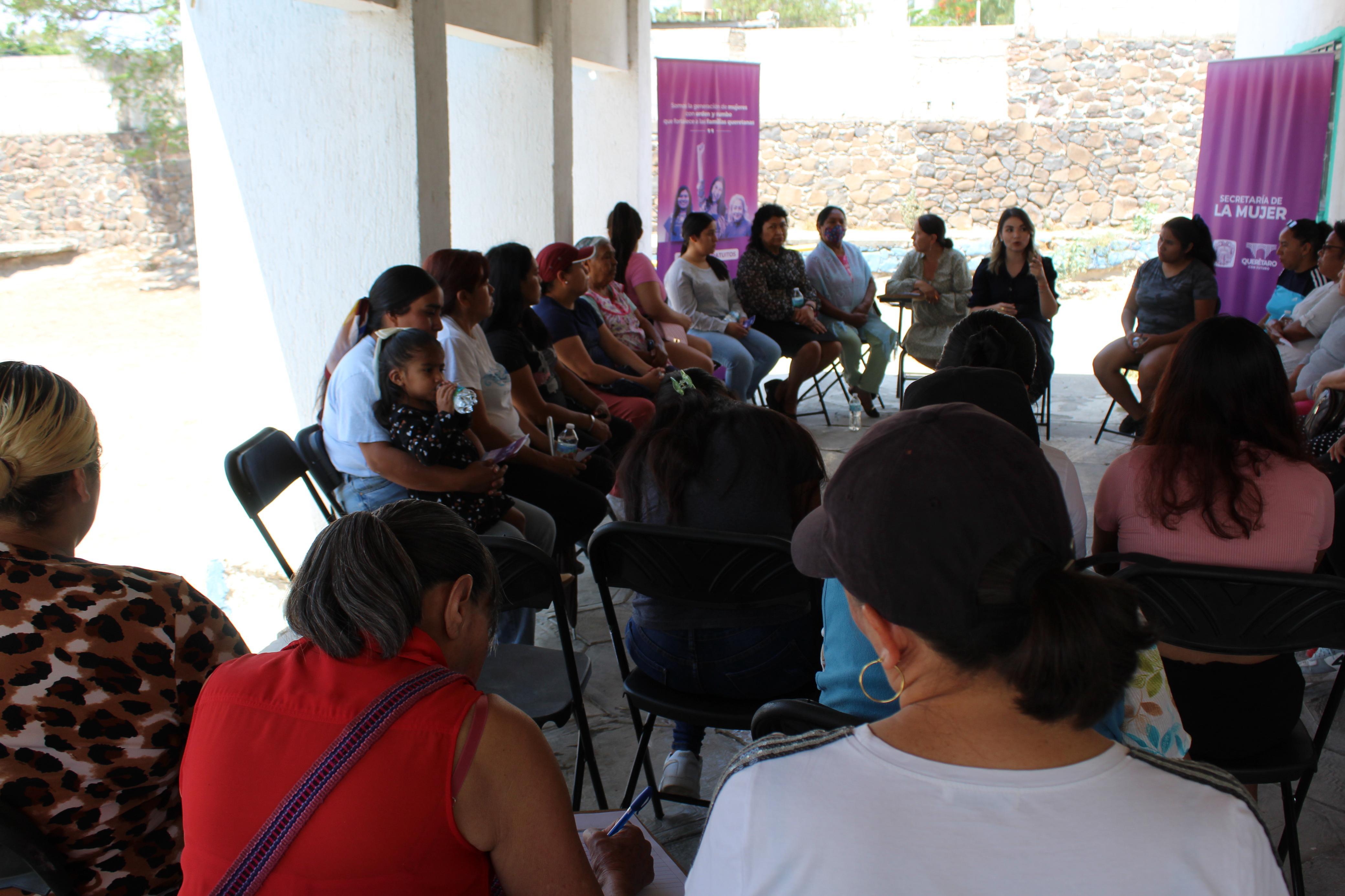 IMG-20250430-WA0071 Imagen de Impulsa Municipio de Querétaro el programa “Círculo de Mujeres con Rumbo” 3