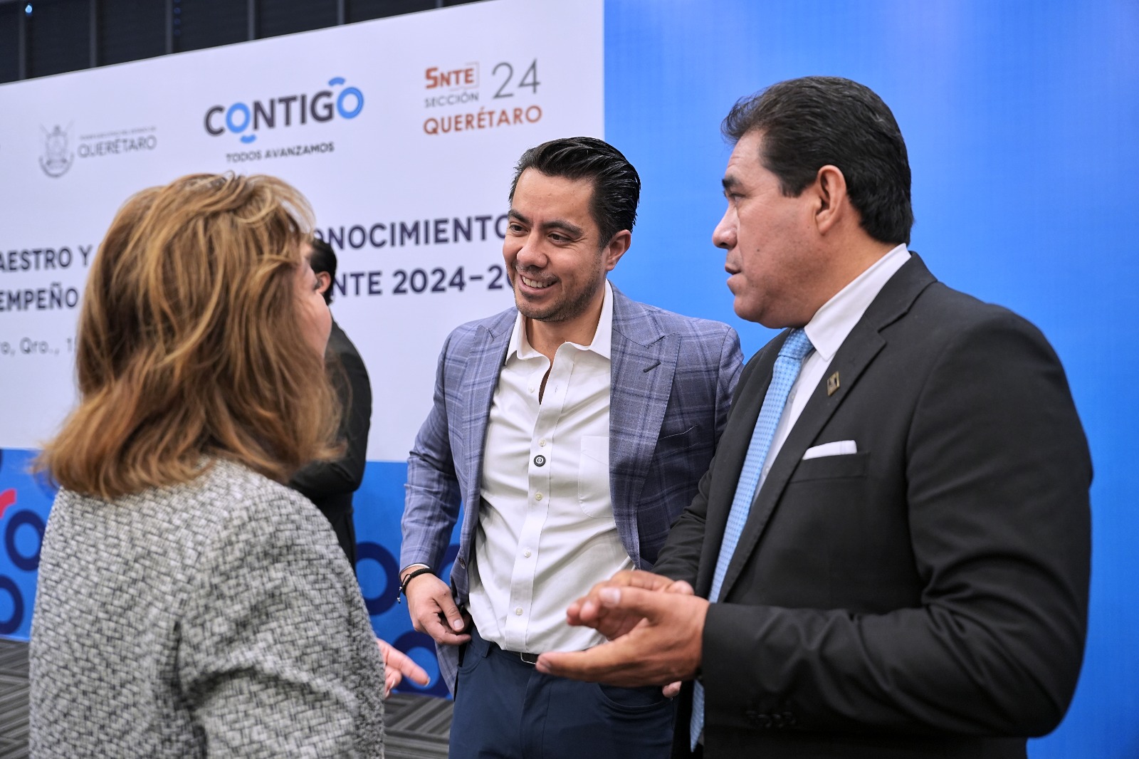Imagen de Reconoce Felifer Macías a docentes por su compromiso con la educación de calidad 1