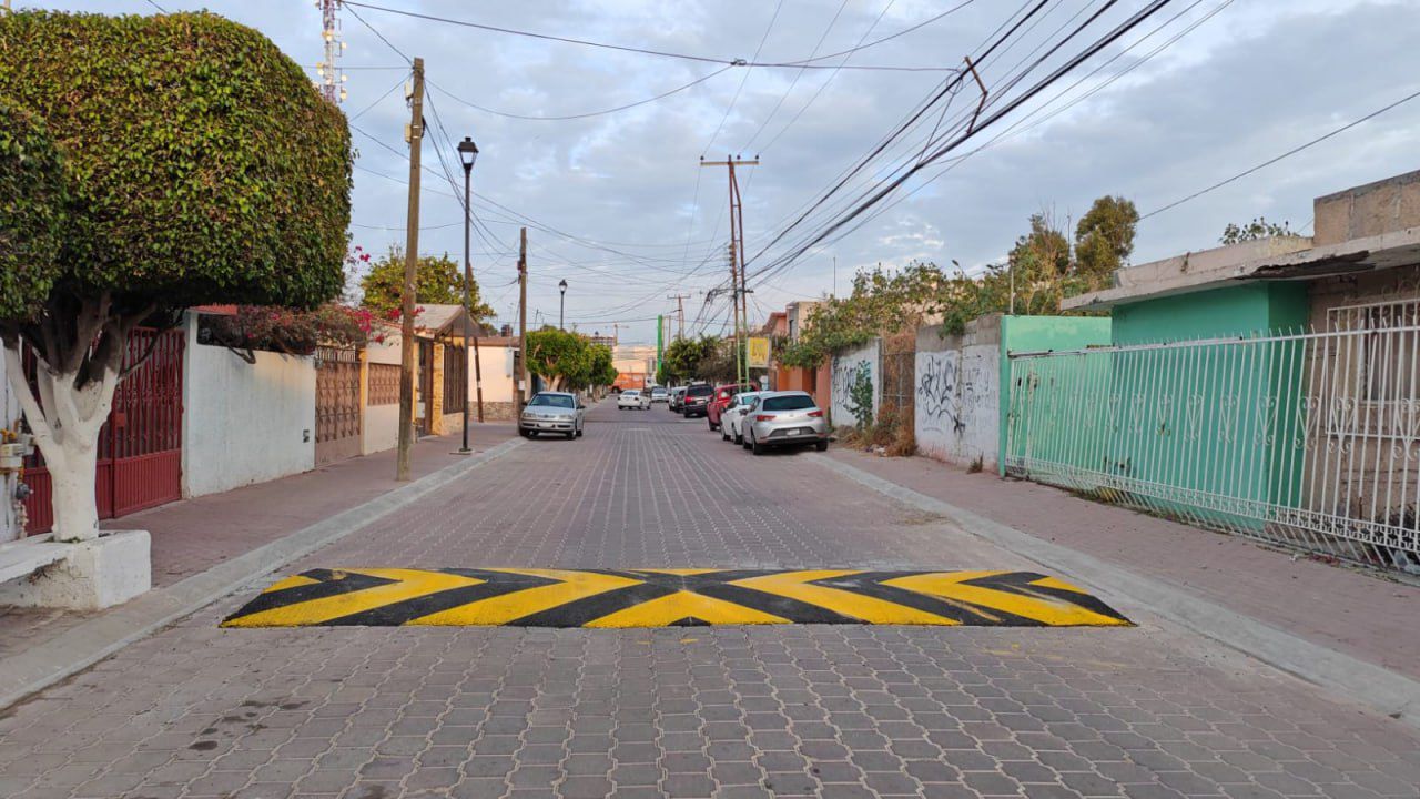 IMG-20250526-WA0053 Imagen de Municipio de Querétaro atiende más de mil 800 reportes para mejorar infraestructura vial 5