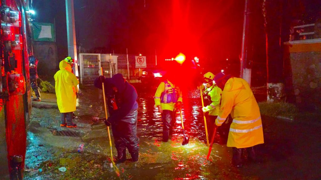 Imagen de Se atendieron 27 reportes menores por la lluvia del miércoles: CMPC 14