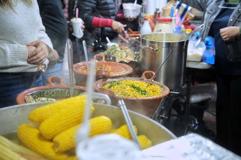 Imagen de Asiste Felifer Macías al Festival del Elote y el Esquite 8
