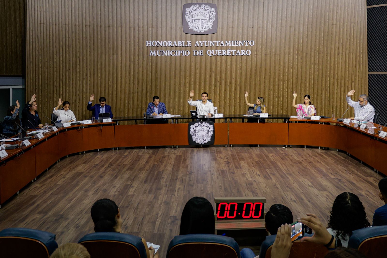 Imagen de Aprueban en Cabildo el Programa “Apoyo Económico a Personas Artesanas del Municipio de Querétaro” 4