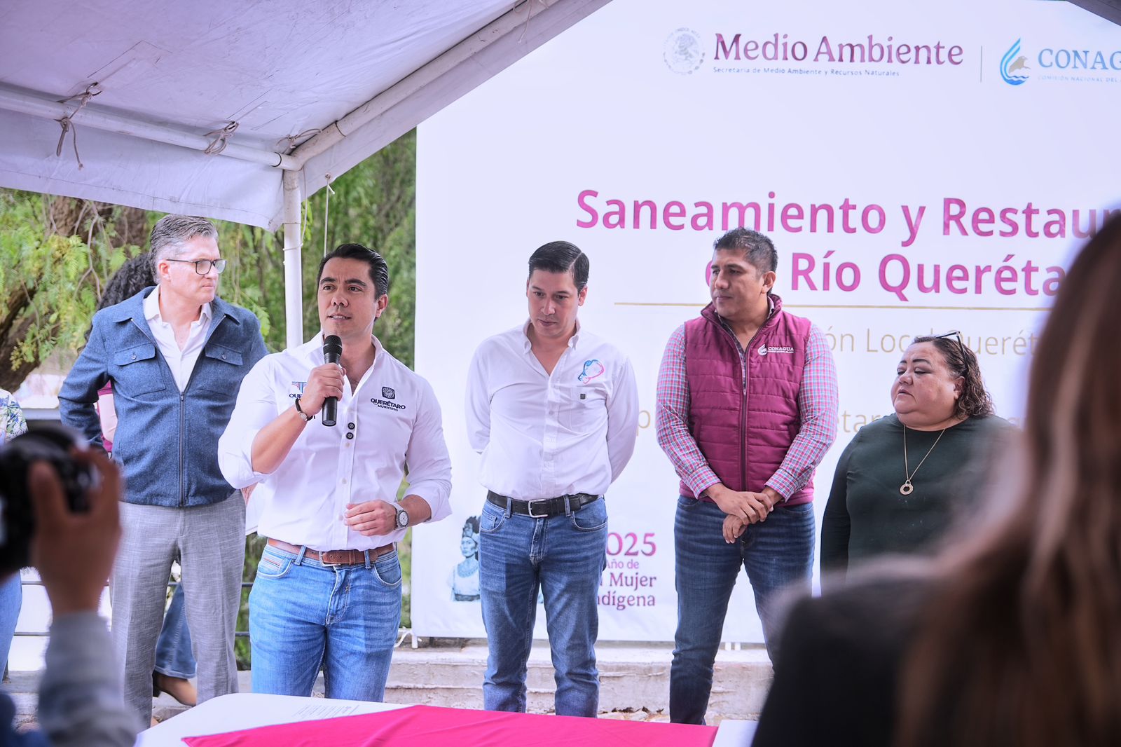 Imagen de Asiste Felifer Macías al recorrido interinstitucional del Saneamiento y Recuperación de Cuencas y Ríos, Cuenca Lerma-Santiago 5
