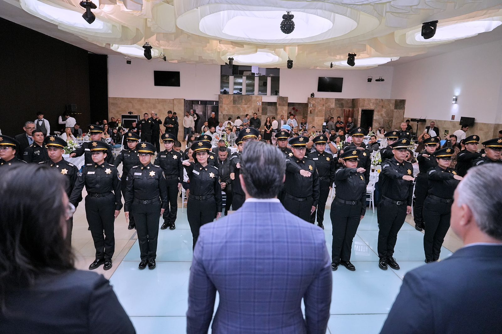 IMG-20250715-WA0017 Imagen de Querétaro suma nuevos policías municipales al servicio de las familias: Felifer Macías 4