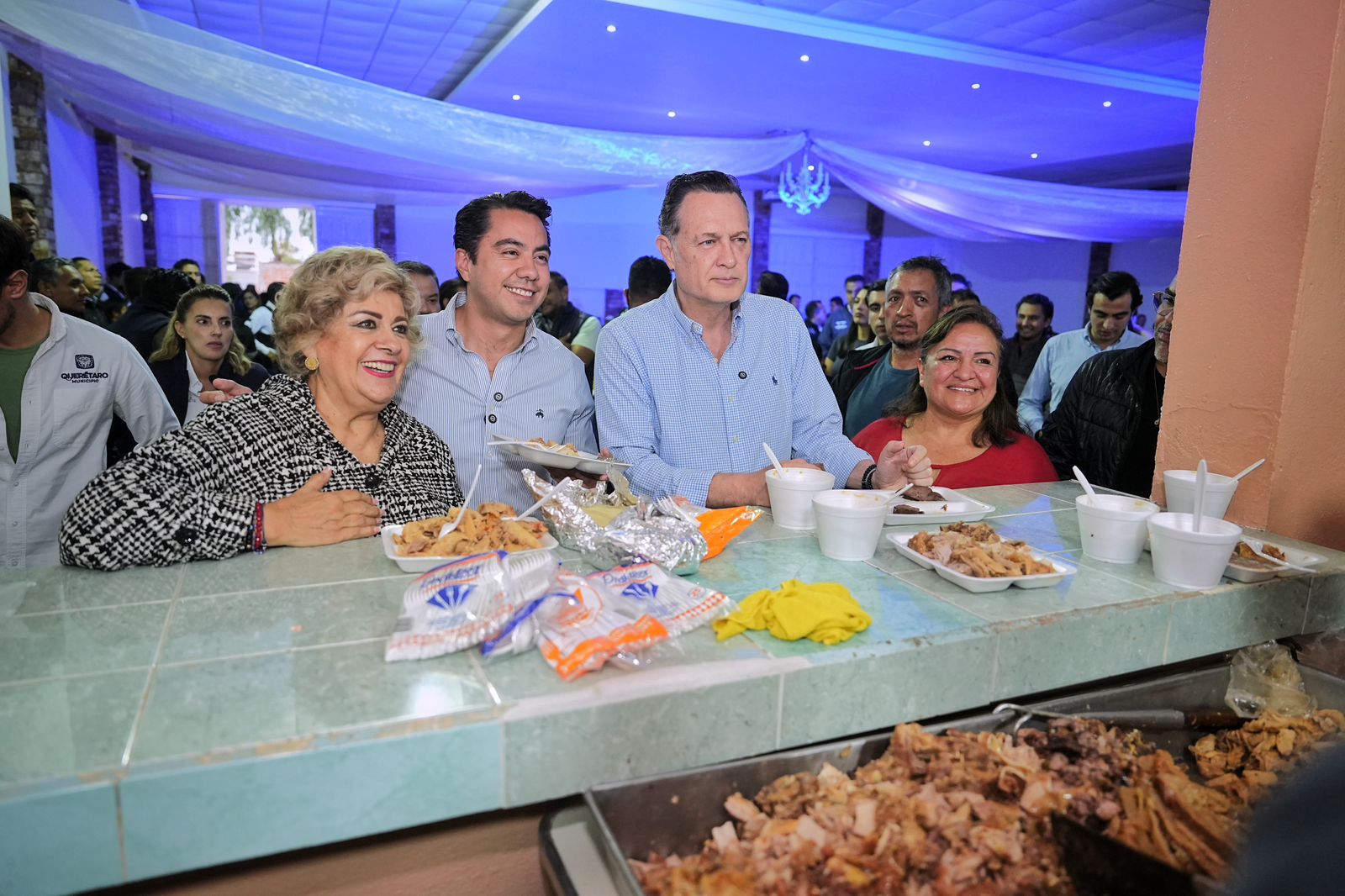 Imagen de Entregan Felifer Macías y Mauricio Kuri rehabilitación integral en las colonias El Granjenal, San Juan y Lomas del Tepeyac 3