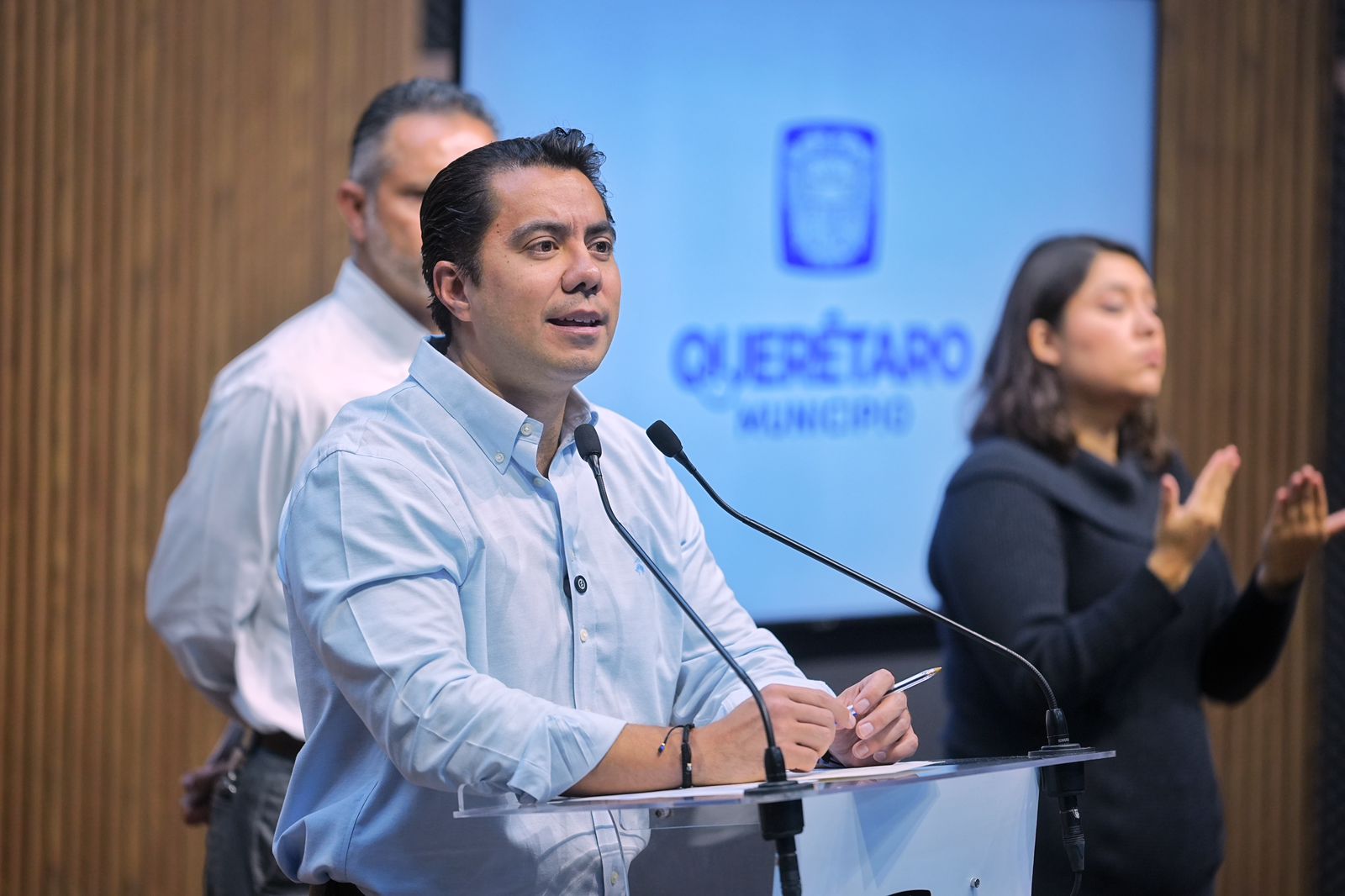 IMG-20250716-WA0011 Imagen de Más de 52 millones de pesos para bacheo y obras de mitigación por temporada de lluvia: Felifer Macías 4