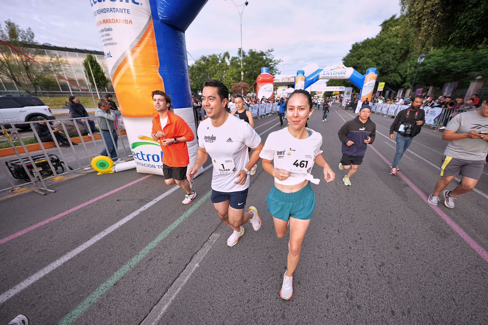 IMG-20250728-WA0051 Imagen de Encabeza Felifer Macías Medio Maratón por el 494 aniversario de Querétaro 4