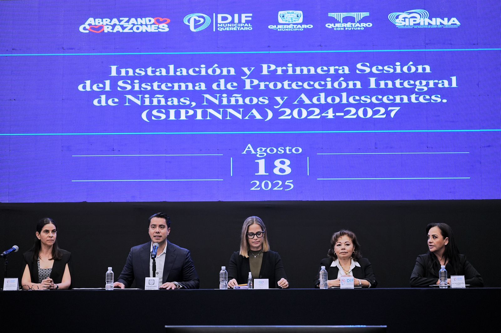 IMG-20250819-WA0034 Imagen de Asiste Felifer Macías a la instalación y primera sesión de del Sistema de Protección Integral de Niñas, Niños y Adolescentes del Municipio de Querétaro (SIPINNA) 2024-2025 2