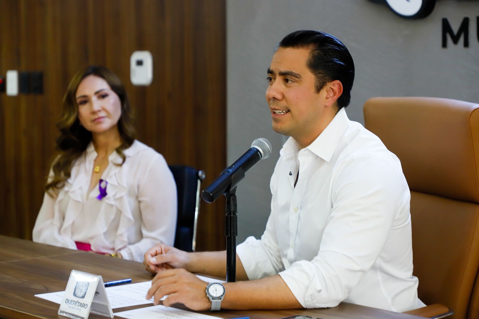 Imagen de WhatsApp 2025-08-12 a las 08.39.36_7c919de2 Imagen de Fortalece Felifer Macías alianza con la Secretaría de la Mujer para erradicar la violencia de género en Querétaro 1