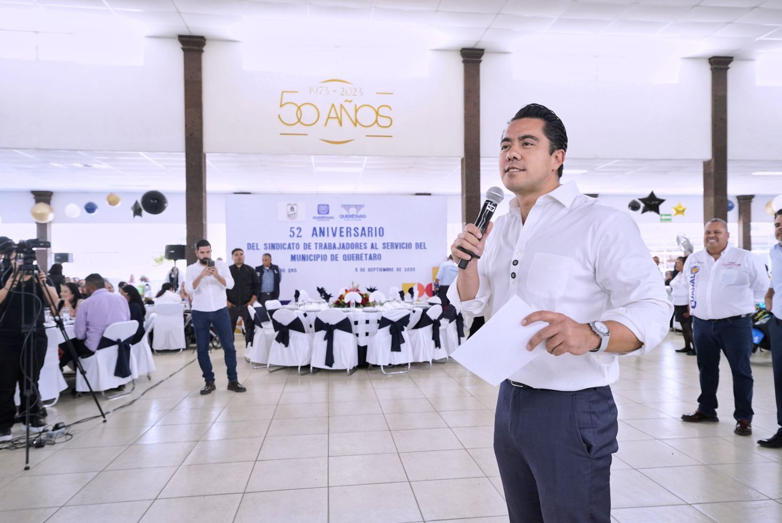IMG-20250906-WA0029 Imagen de Reconoce Felifer Macías a trabajadores municipales en el 52 aniversario de su sindicato 1