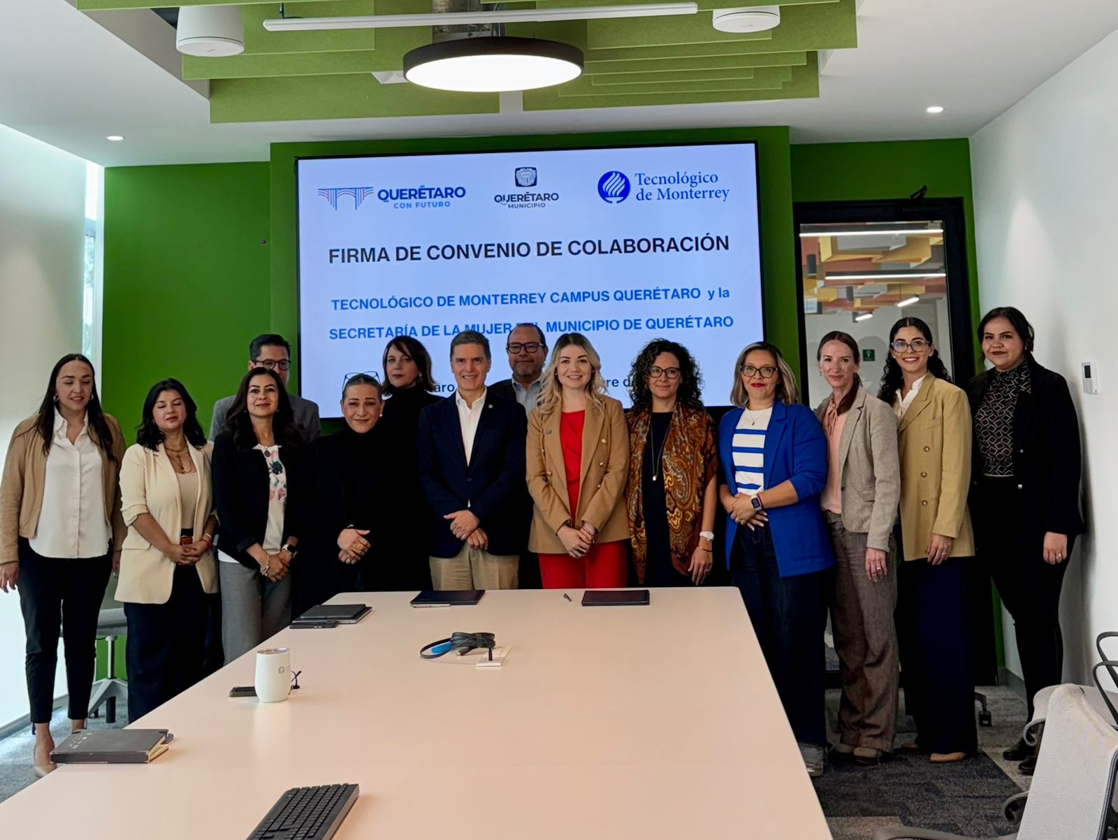 Imagen de WhatsApp 2025-09-17 a las 12.05.40_2d887d6f Imagen de Municipio de Querétaro y Tecnológico de Monterrey unen esfuerzos para impulsar el empoderamiento de las mujeres 2