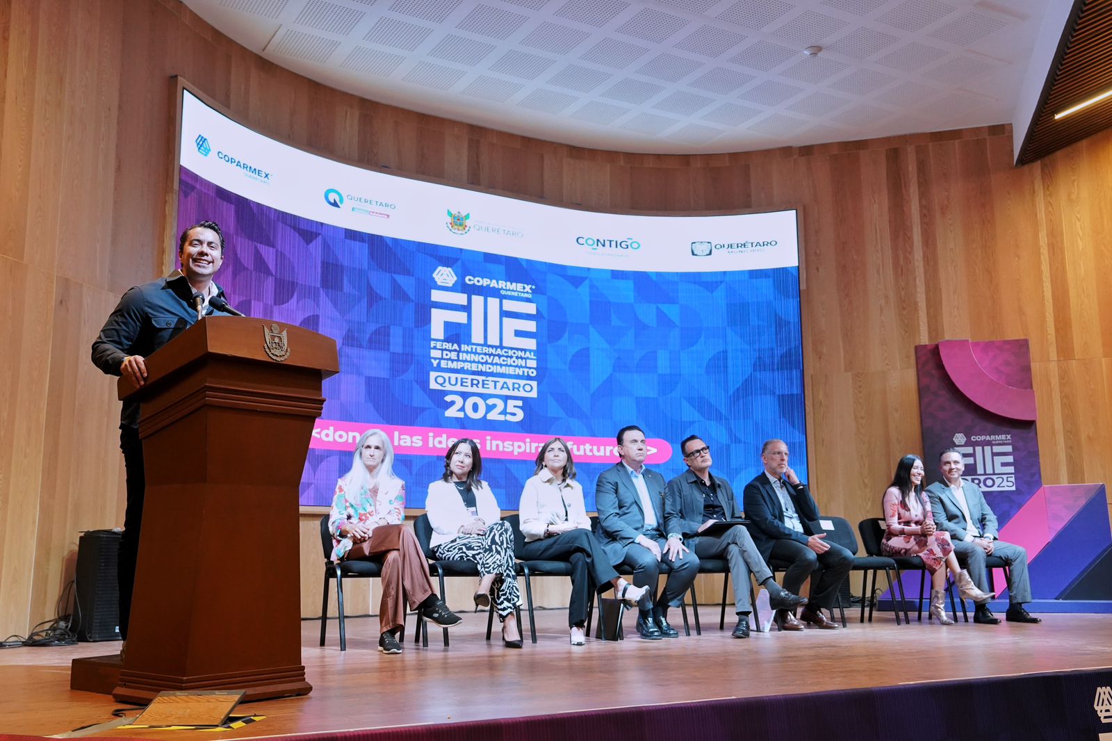 Imagen de WhatsApp 2025-09-17 a las 15.10.51_4c56651d Imagen de Asiste Felifer Macías a la inauguración de la FIIE 2025 para impulsar innovación, emprendimiento y generación de empleos 1
