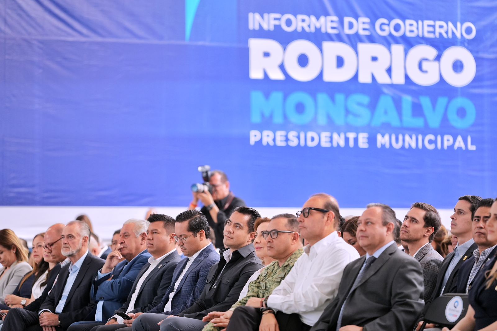 WhatsApp Image 2025-10-06 at 11.28.47 AM(3) Imagen de Asiste Felifer Macías al Primer Informe de Actividades de Rodrigo Monsalvo 4