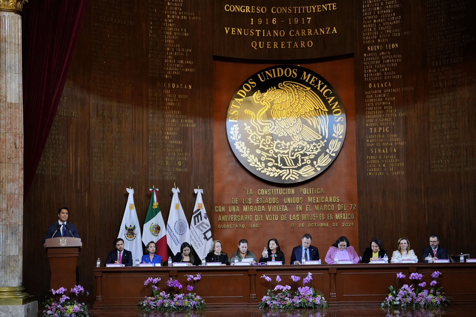 WhatsApp Image 2025-10-20 at 9.20.24 AM(3) Imagen de Somos los primeros en generar políticas públicas para empoderar a las mujeres: Felifer Macías 1