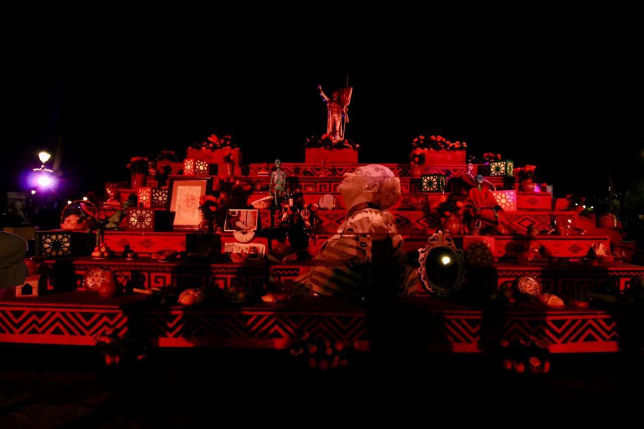 WhatsApp Image 2025-10-31 at 8.18.41 AM(5) Imagen de Acude Felifer Macías al Festival de Día de Muertos 2025 en la Alameda Hidalgo 9