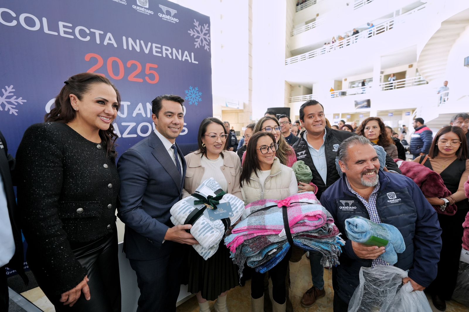 Imagen de Encabeza Felifer Macías arranque de la Colecta Invernal 2025 “Cobijando Corazones” 1