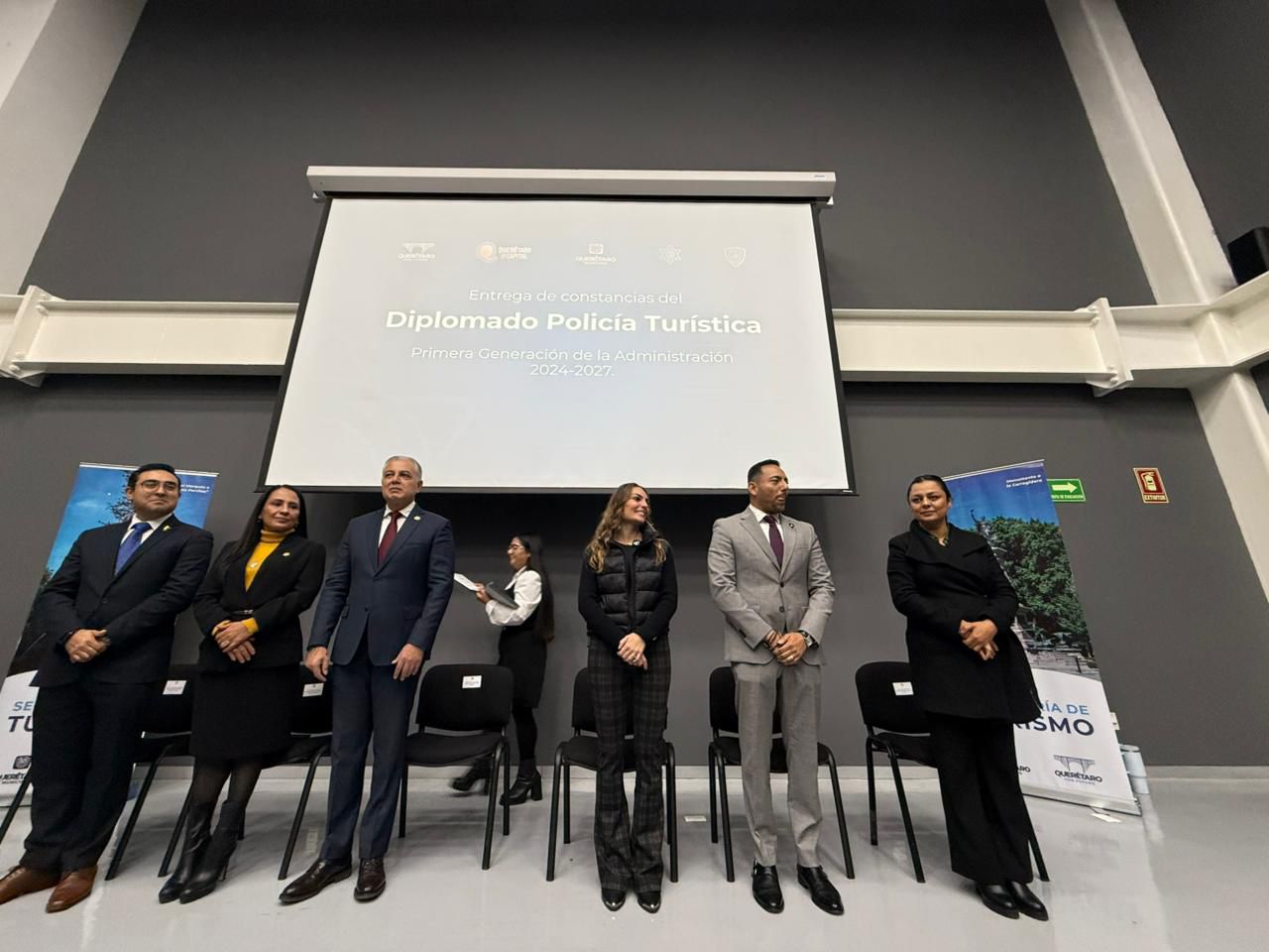 Imagen de Municipio de Querétaro consolida su modelo de seguridad turística con la primera generación de Policía Turística 3
