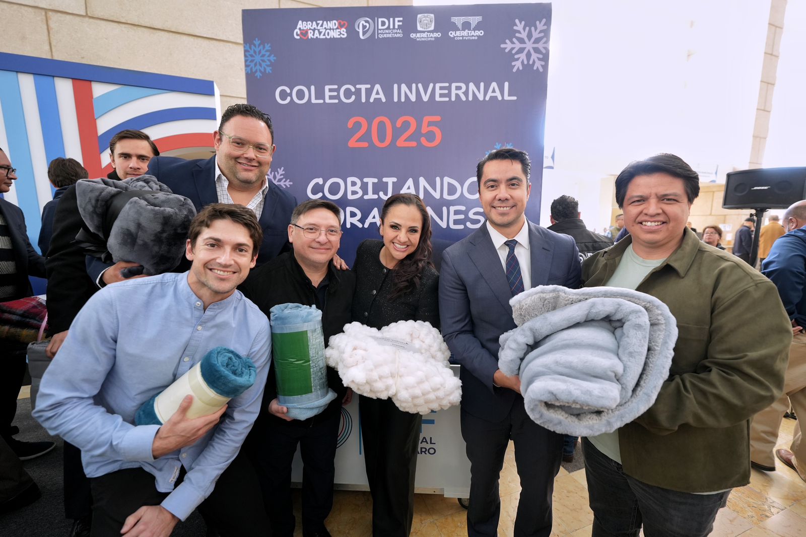 Imagen de Encabeza Felifer Macías arranque de la Colecta Invernal 2025 “Cobijando Corazones” 3