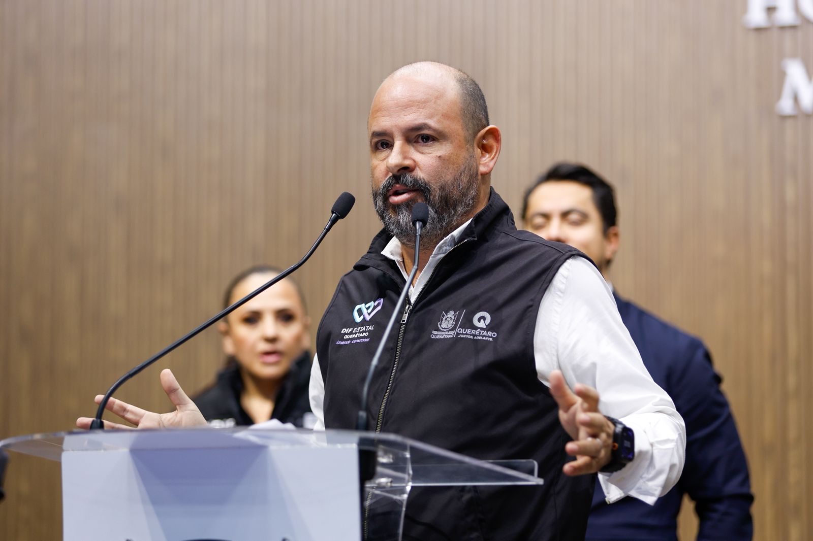 Imagen de Invita Felifer Macías a disfrutar el Festival de la Alegría Querétaro Contigo 2025 3