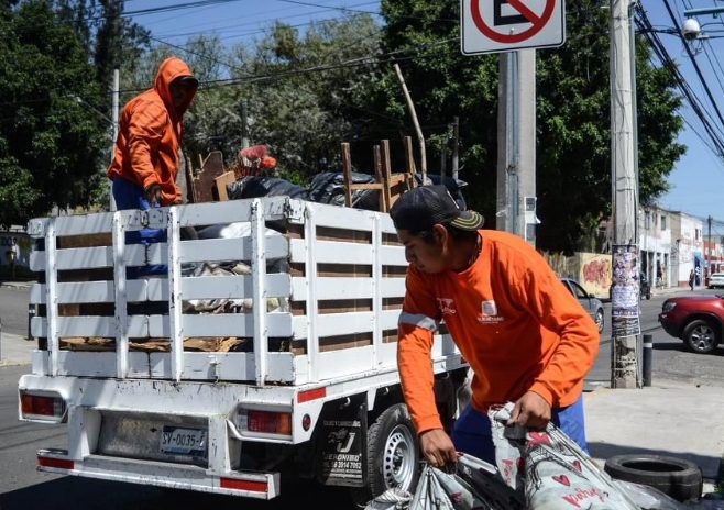 Imagen de Llama Felifer Macías a mantener una ciudad limpia y en orden 9