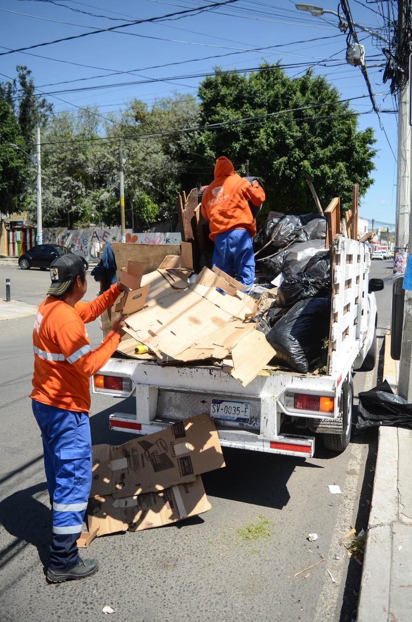 WhatsApp Image 2025-11-27 at 2.59.50 PM Imagen de Llama Felifer Macías a mantener una ciudad limpia y en orden 4