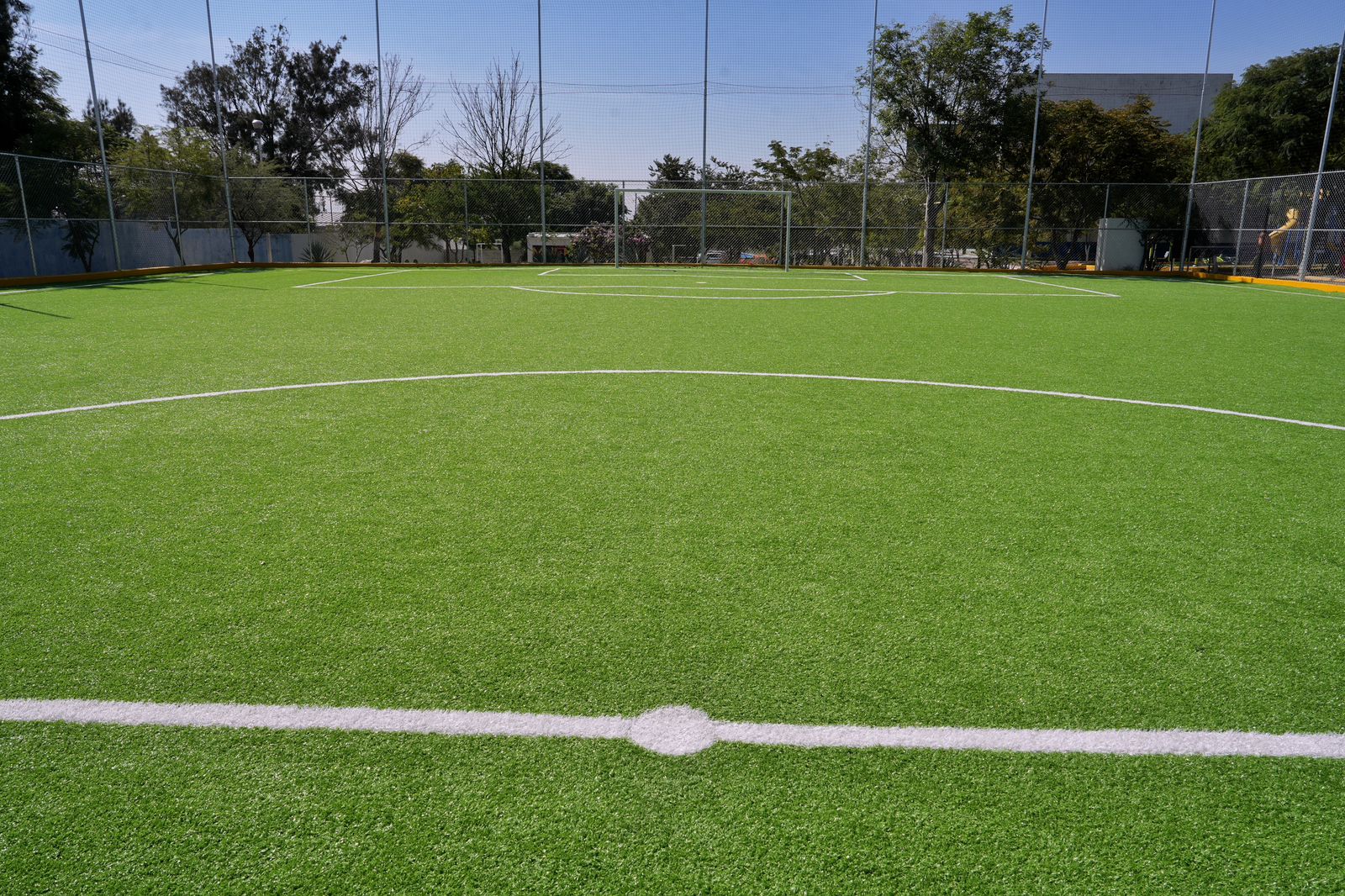 Imagen de Entrega Felifer Macías rehabilitación de la cancha de futbol de la Unidad Deportiva Belén 7