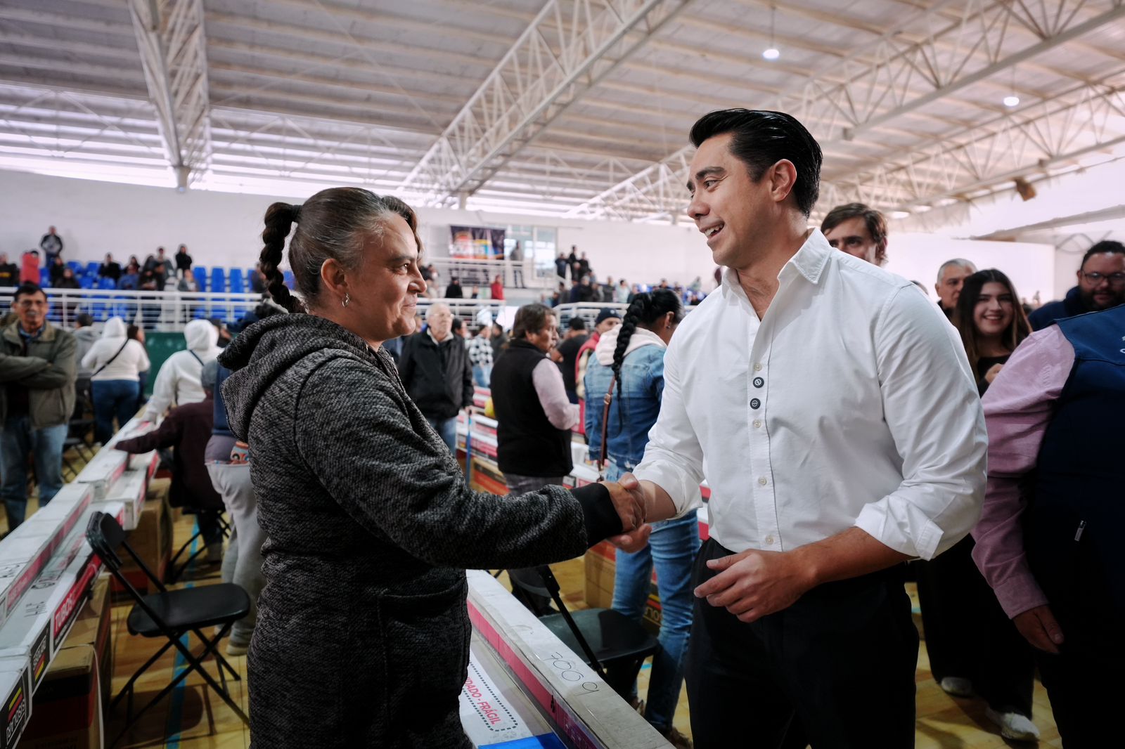 Imagen de Felifer Macías alcanza la meta: 8 mil calentadores solares para fortalecer la economía familiar 8