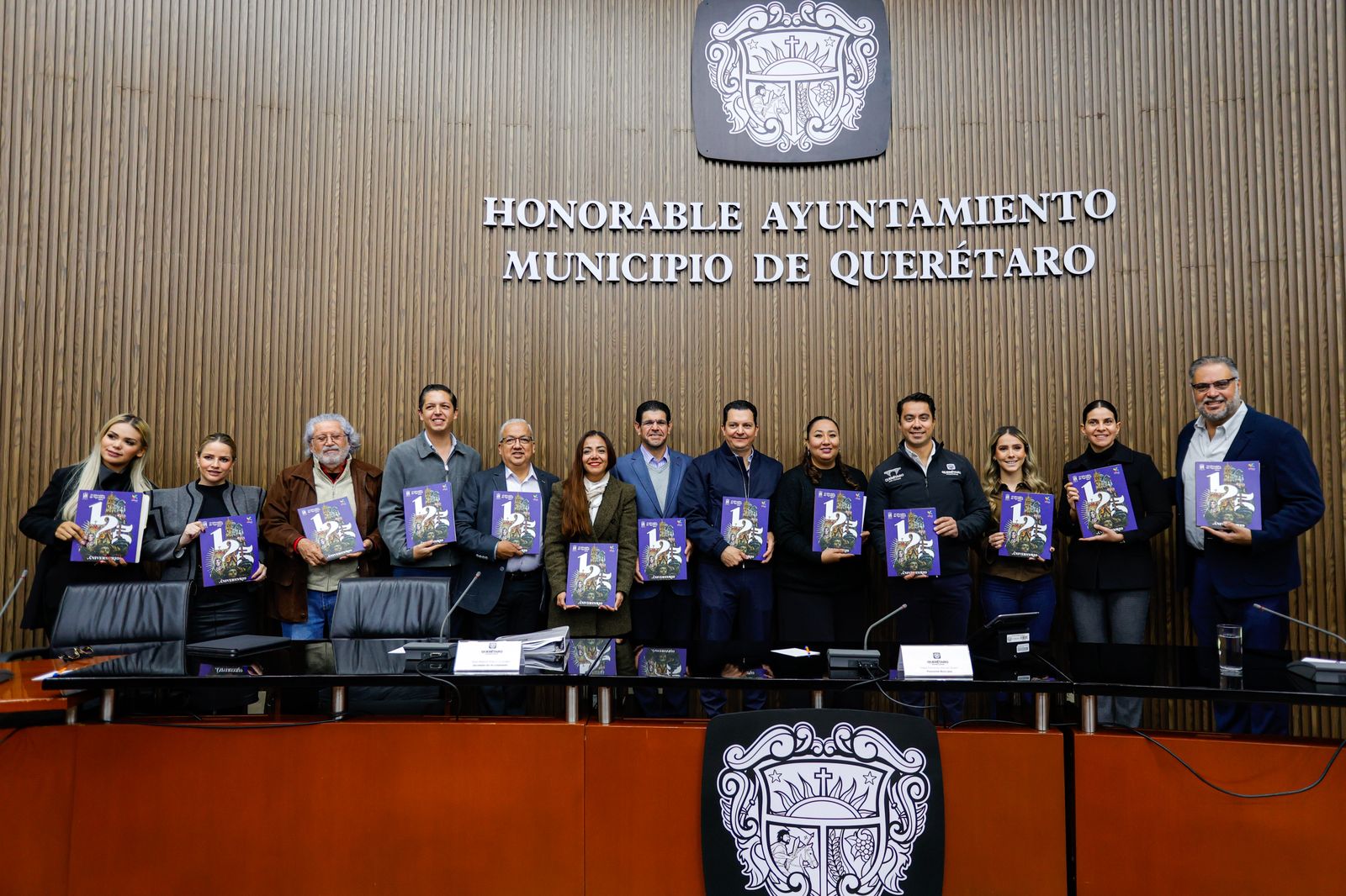 WhatsApp Image 2025-12-16 at 2.32.46 PM Imagen de Ayuntamiento de Querétaro aprueba programas De la Mano Por tu Seguridad, Orientatel y AsistenciaApp 4