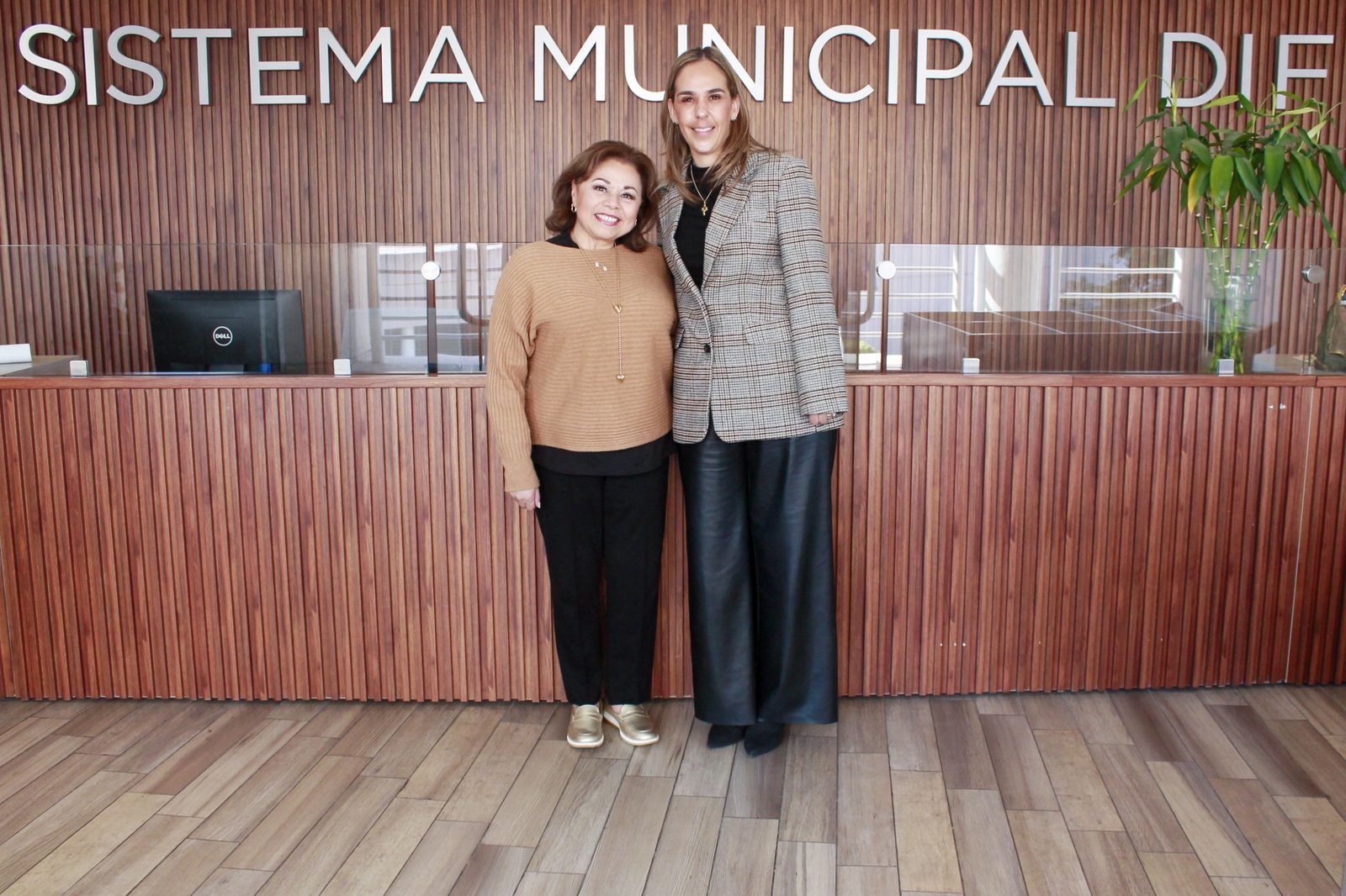 WhatsApp Image 2026-01-06 at 11.35.34 AM(2) Imagen de Gabriela Valencia es la nueva directora del SMDIF 2