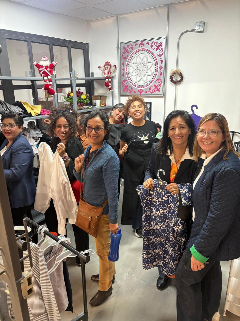 Imagen de Más de 9 mil mujeres fortalecen sus emprendimientos en el Centro de Empoderamiento 3