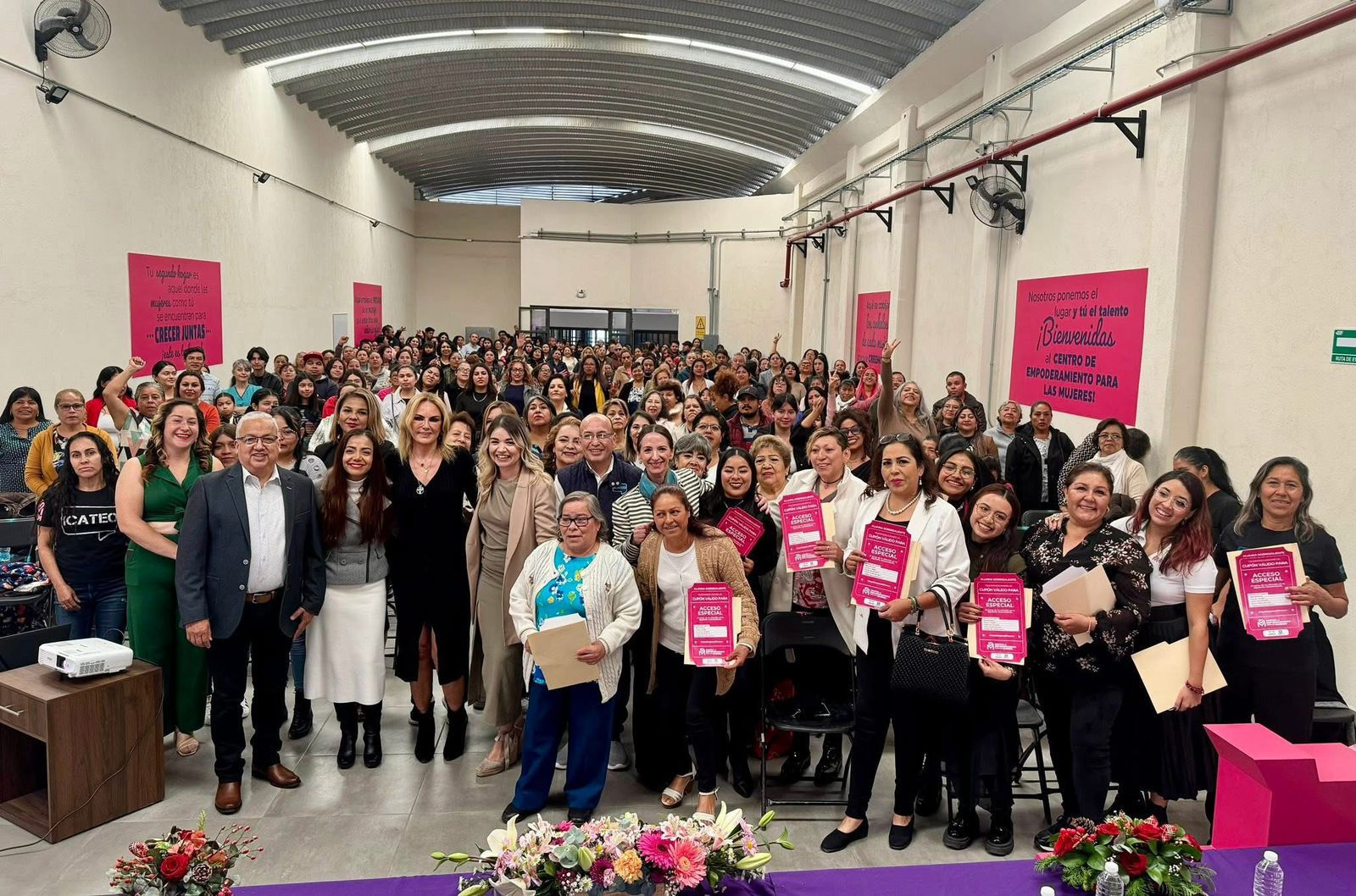 Imagen de Más de 9 mil mujeres fortalecen sus emprendimientos en el Centro de Empoderamiento 1