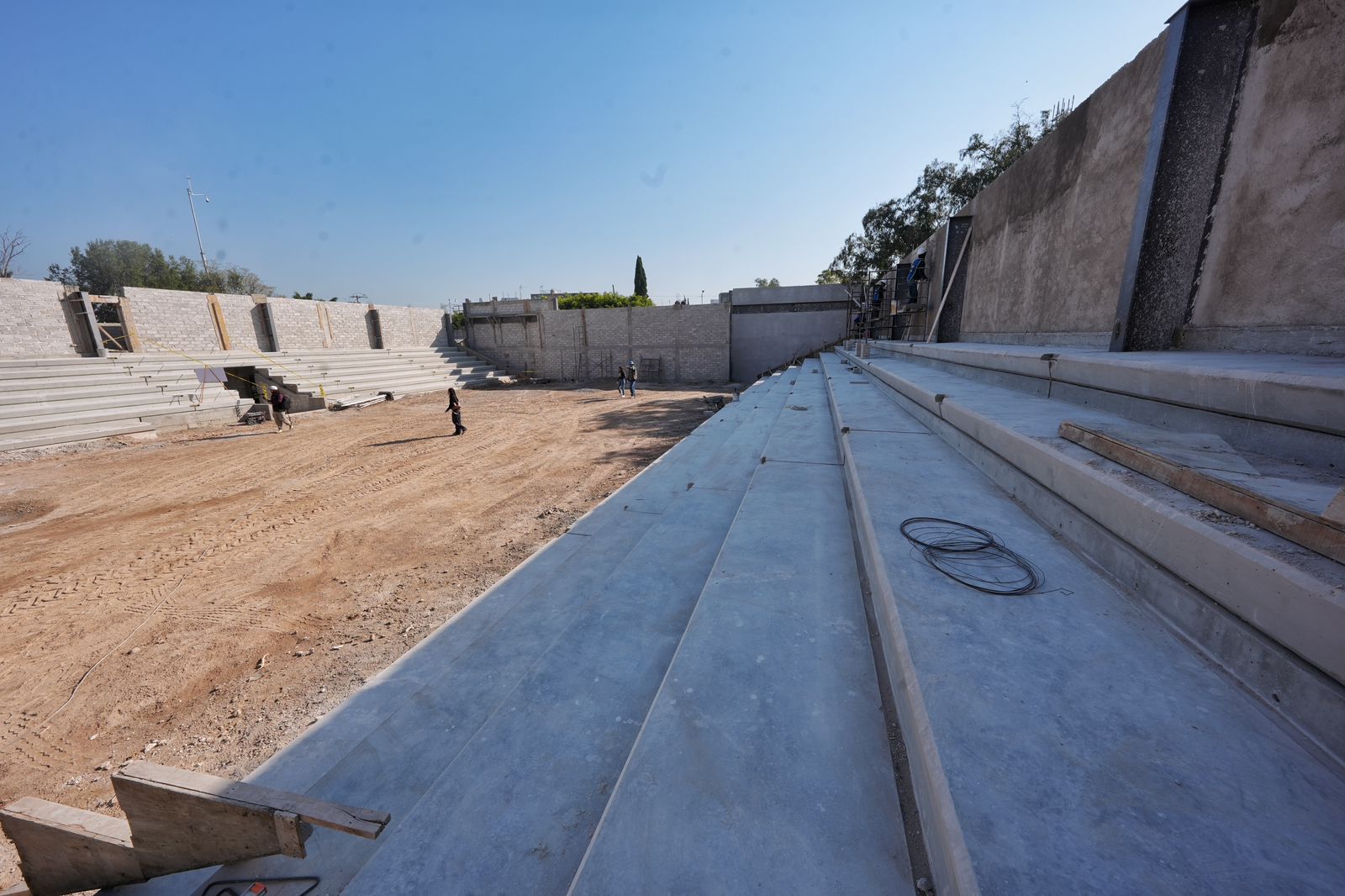 Imagen de Fortalece Felifer Macías la educación en Lomas de Casablanca con nuevo auditorio escolar 1