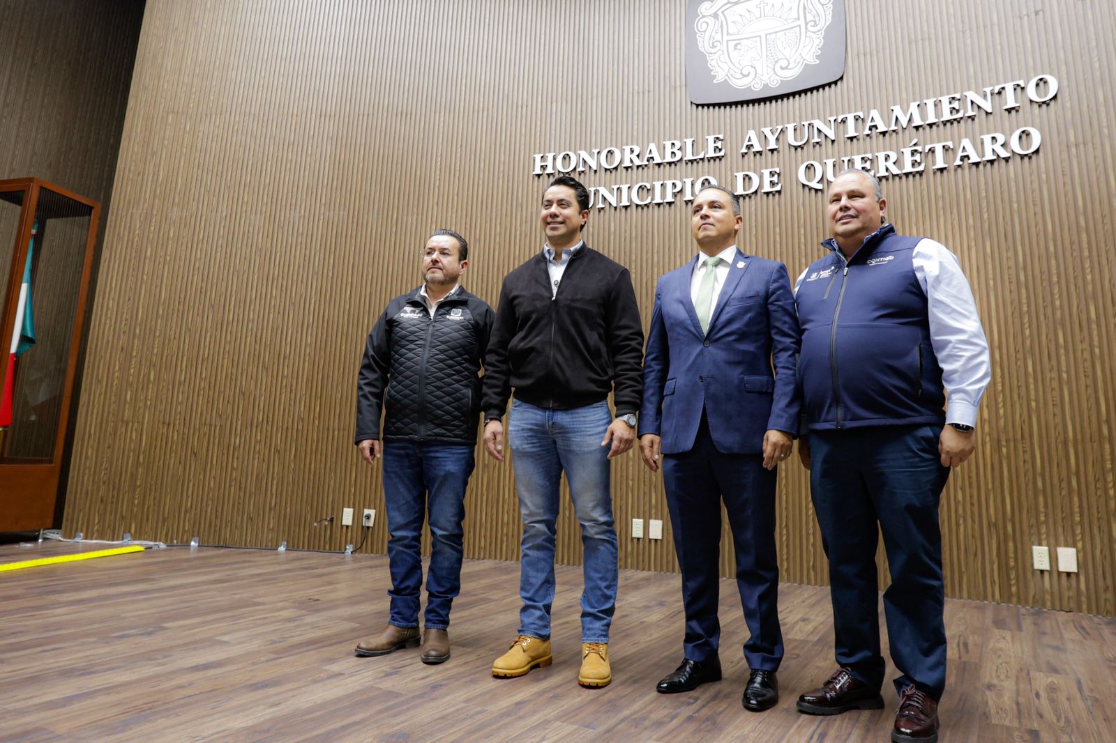 Imagen de Presenta Felifer Macías operativo para reducir afectaciones por inicio de la obra federal del Tren México–Querétaro 4
