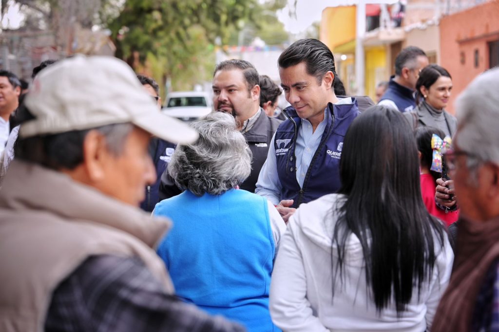 Imagen de Entrega Felifer Macías rehabilitación vial en Los Fresnos 12