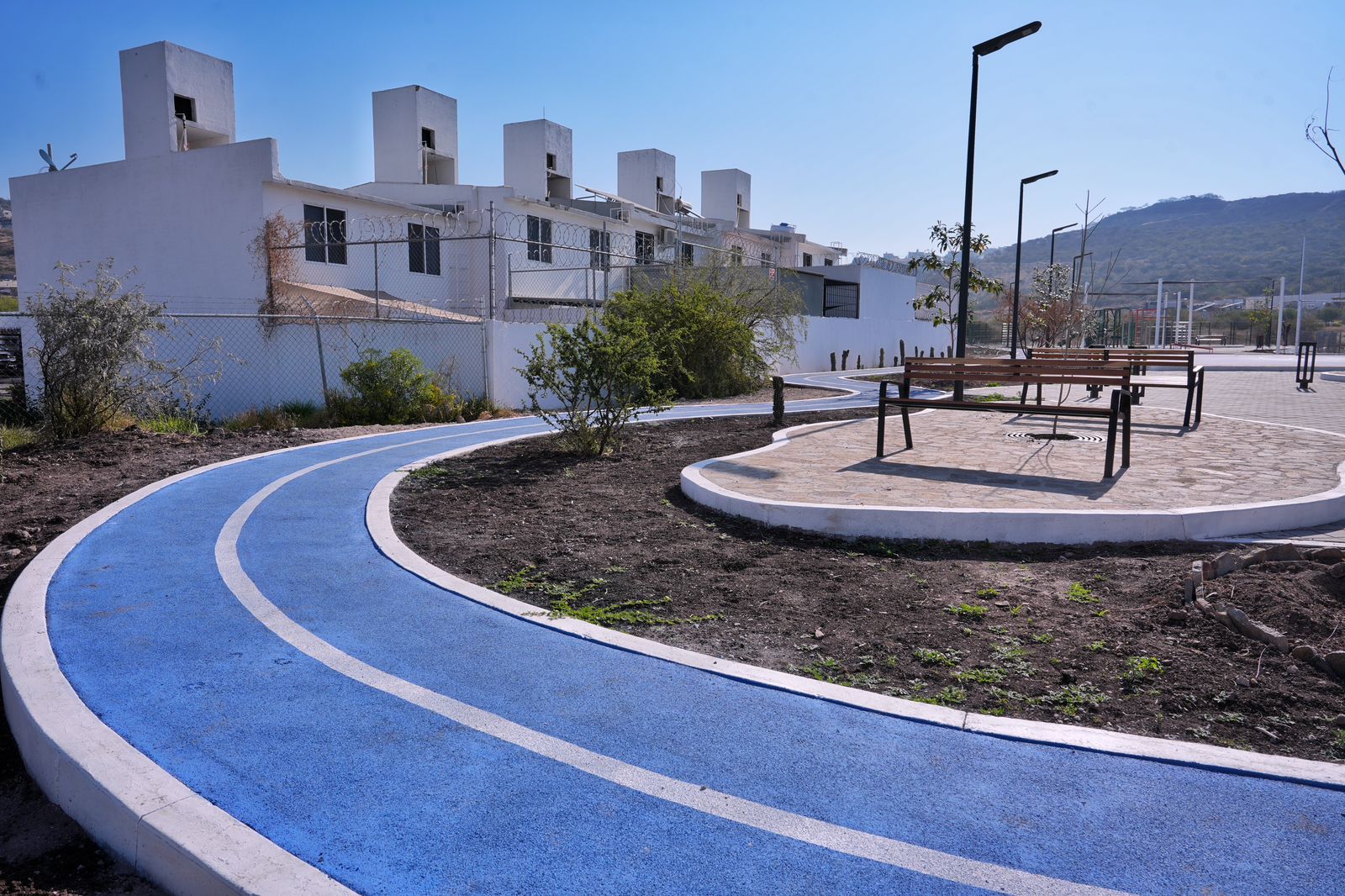 Imagen de Entrega Felifer Macías nuevo parque en la colonia Palmares 2