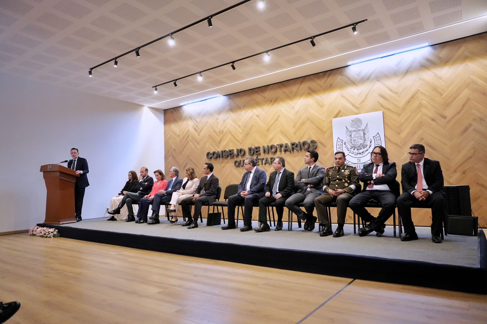 Imagen de Asiste Felifer Macías a la toma de Protesta a la Directiva 2026 – 2028 del Consejo de Notarios del Estado de Querétaro 1