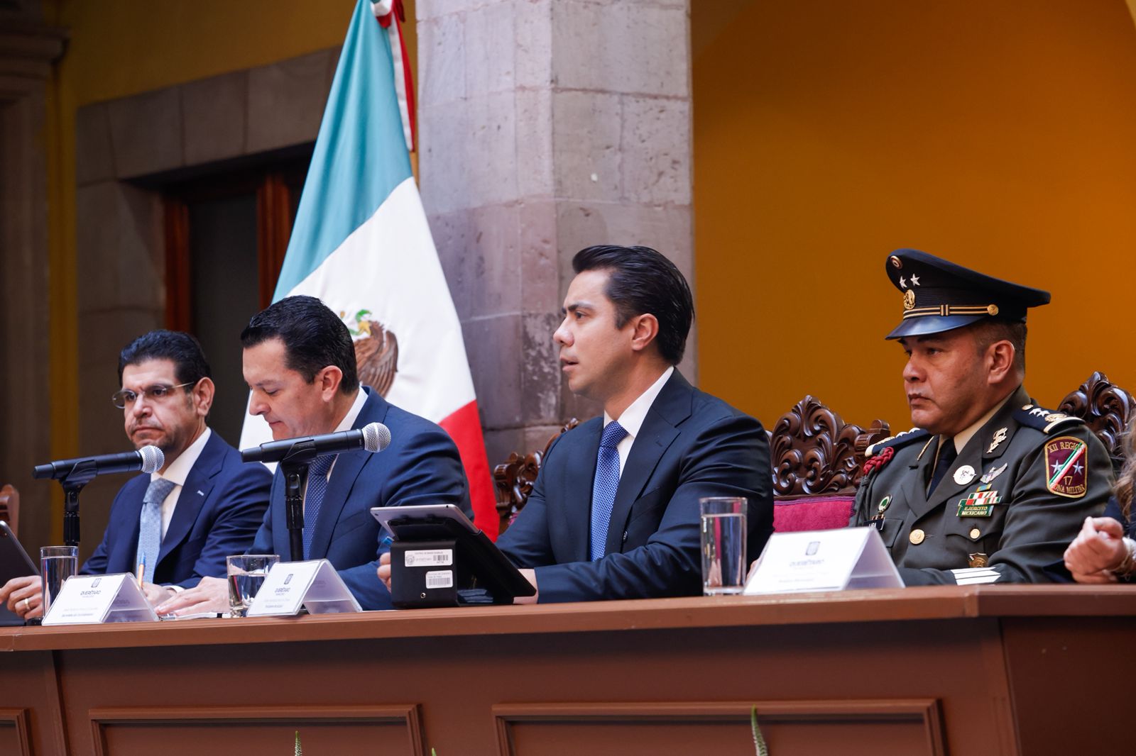 WhatsApp Image 2026-02-17 at 1.17.34 PM Imagen de Encabeza Felifer Macías sesión solemne de Cabildo con el Ejército Mexicano y Fuerza Aérea 1
