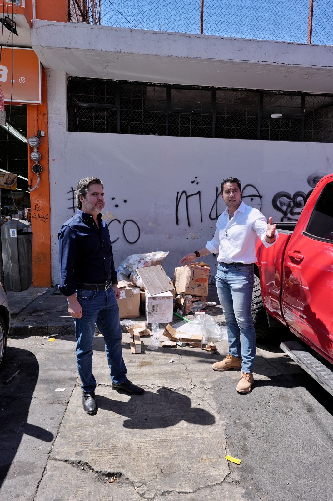 Imagen de Refuerza Felifer Macías el orden y la limpieza en las calles de Querétaro 9