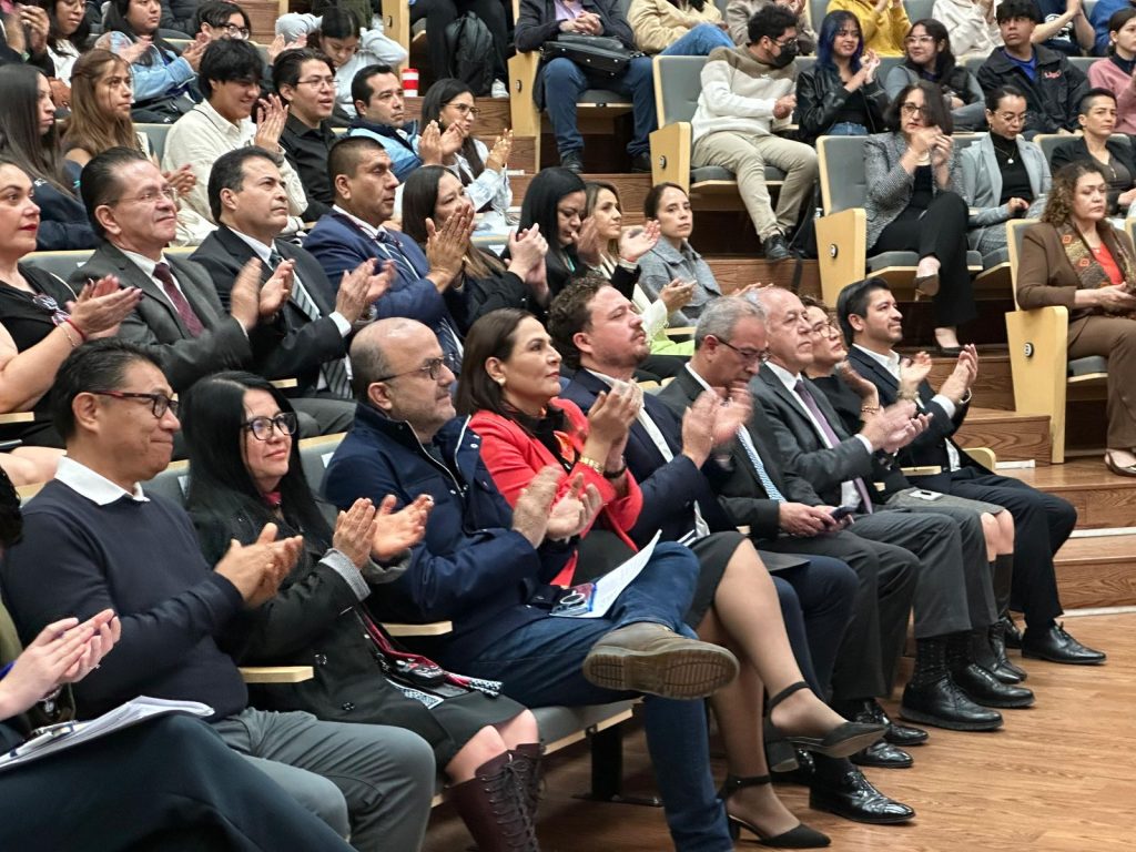 Imagen de Promueve Felifer Macías el 2° Foro de Educación en Alta Tecnología y Cloud Computing 20