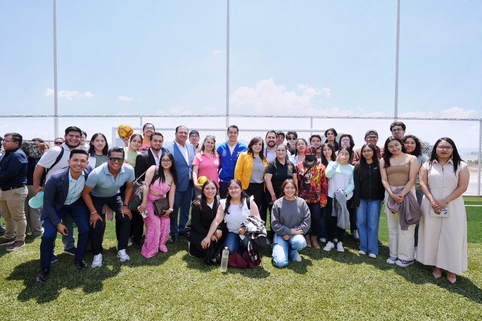WhatsApp Image 2026-03-25 at 9.35.03 AM (1) Imagen de Fomenta Felifer Macías el deporte con la primera etapa de la Unidad Deportiva UAQ Campus Aeropuerto 1