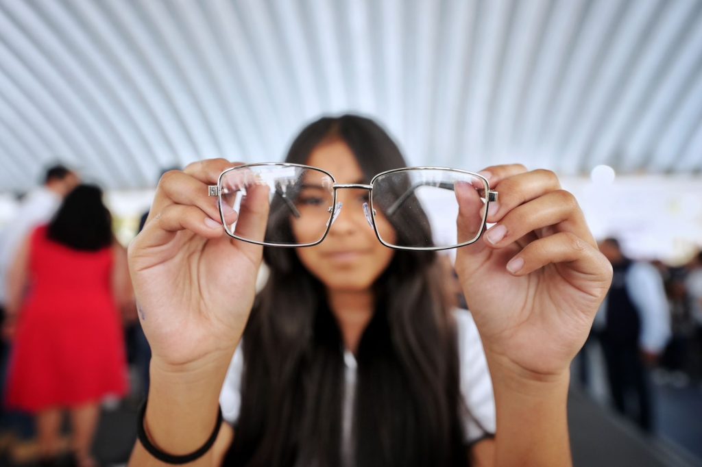 Imagen de Felifer Macías impulsa la entrega de lentes “Visión con Futuro” y supera más de 21 mil apoyos en Querétaro 16