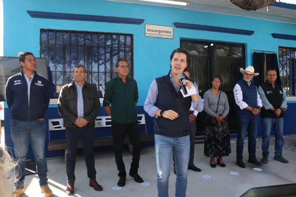Imagen de Fortalece Felifer Macías espacios ejidales y mejora condiciones para productores rurales en Querétaro 24