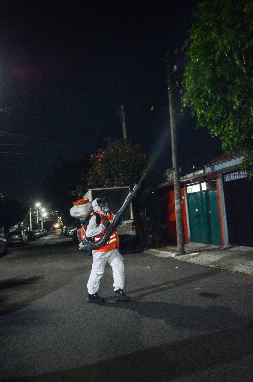 WhatsApp Image 2026-05-02 at 1.52.21 PM Imagen de Refuerza Municipio de Querétaro acciones contra mosquitos en Querétaro 2000 y zonas aledañas 3