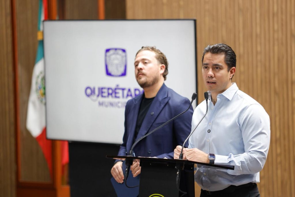Imagen de Presenta Felifer Macías la app Ciudad Qro para simplificar trámites y servicios municipales 20