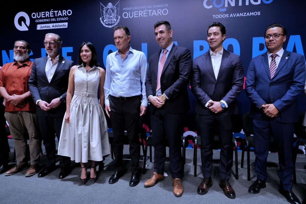 Imagen de Asiste Felifer Macías al congreso laboral “El Trabajo nos Une” 10