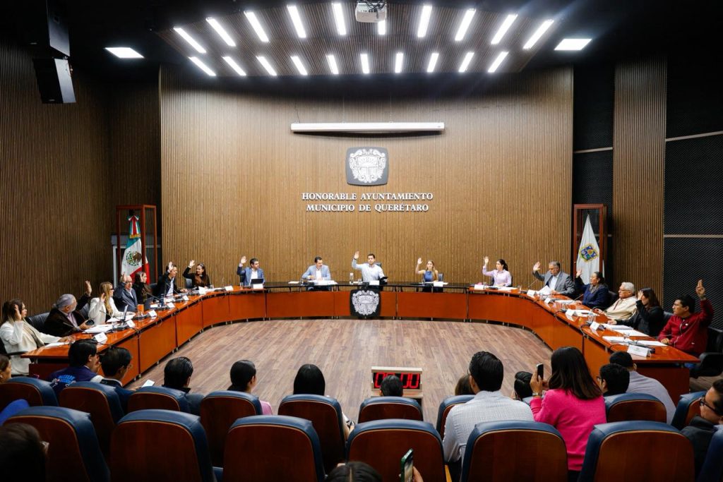 Imagen de Ayuntamiento de Querétaro aprueba acuerdos en materia de desarrollo urbano y pensiones 10