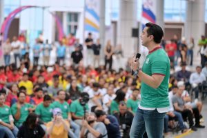 Imagen de Acompaña Felifer Macías al gobernador en la inauguración de Aquí Contigo Mundial Joven 2026 54